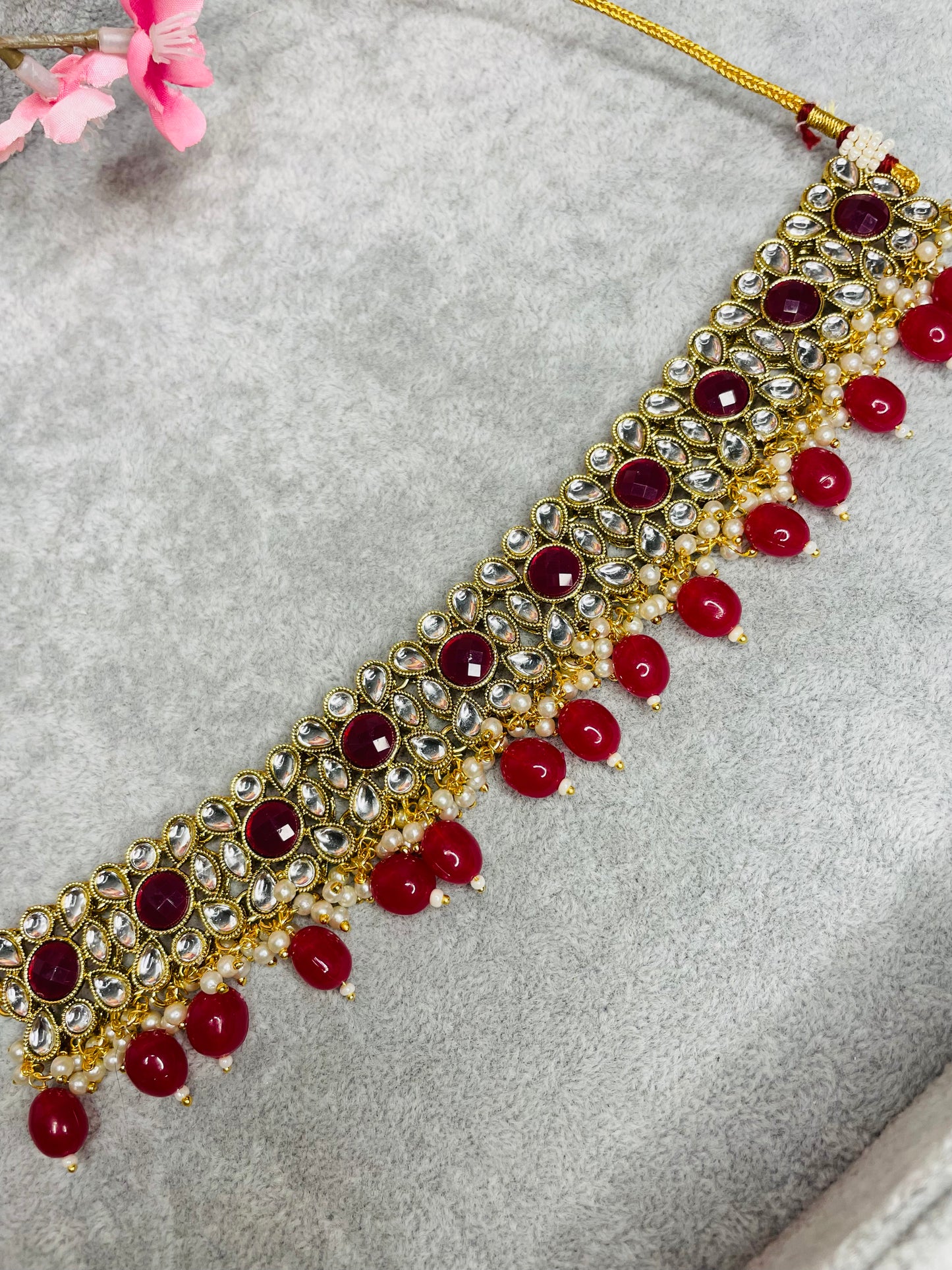 Unique Kundan Choker Set