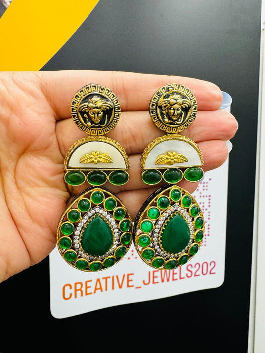 Creative Jewels Sabya Earrings Set Online - Exquisite earrings by Sabyasachi