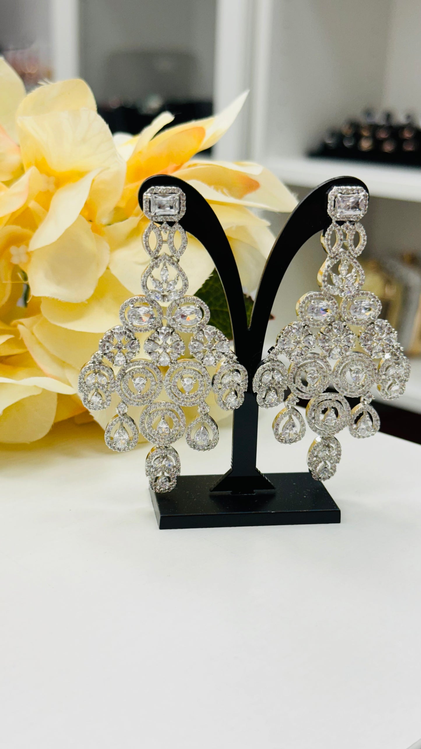 AD Earrings – Classic Diamond Radiance