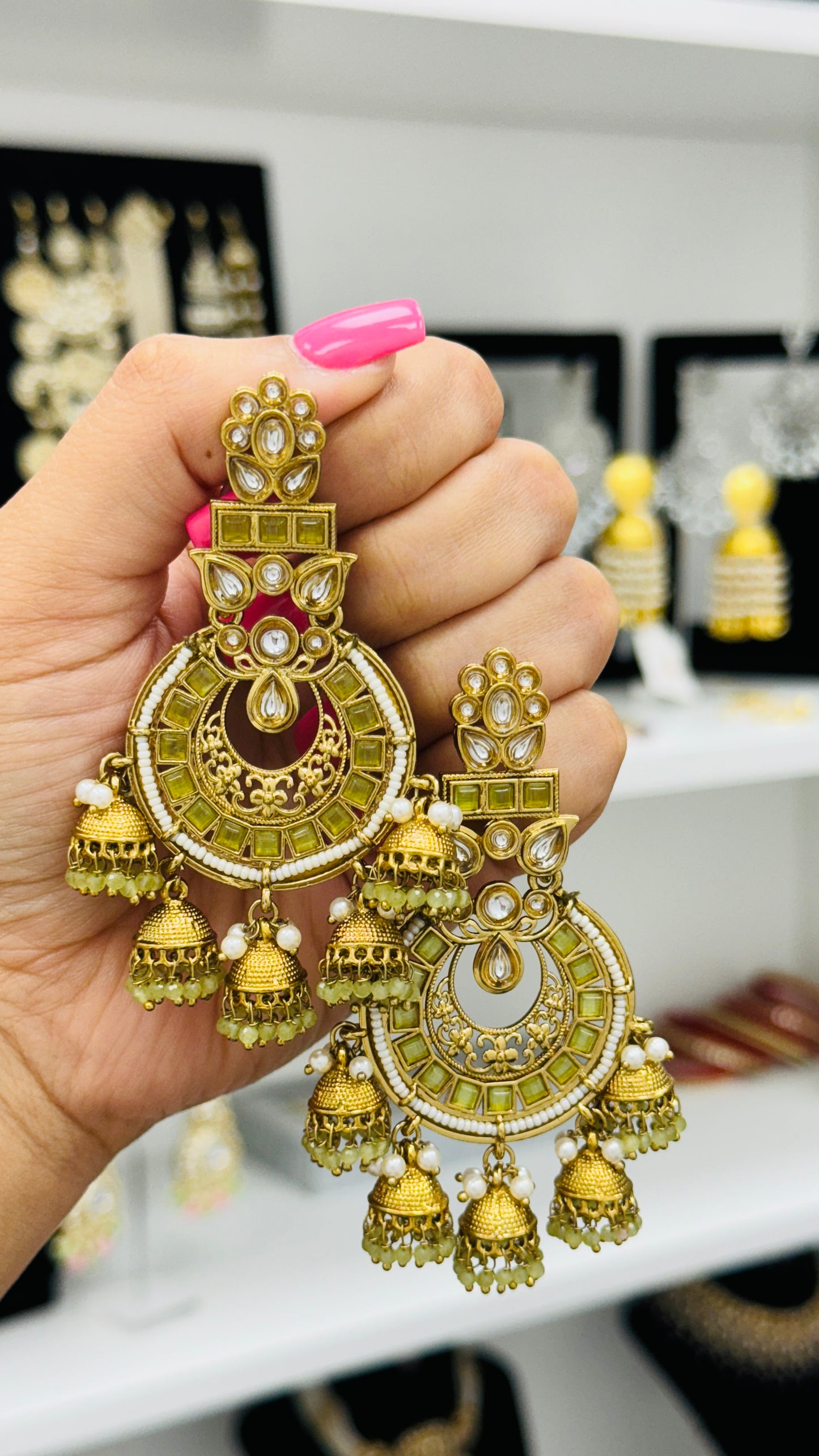 Kundan Chandbaali with small jhumki’s