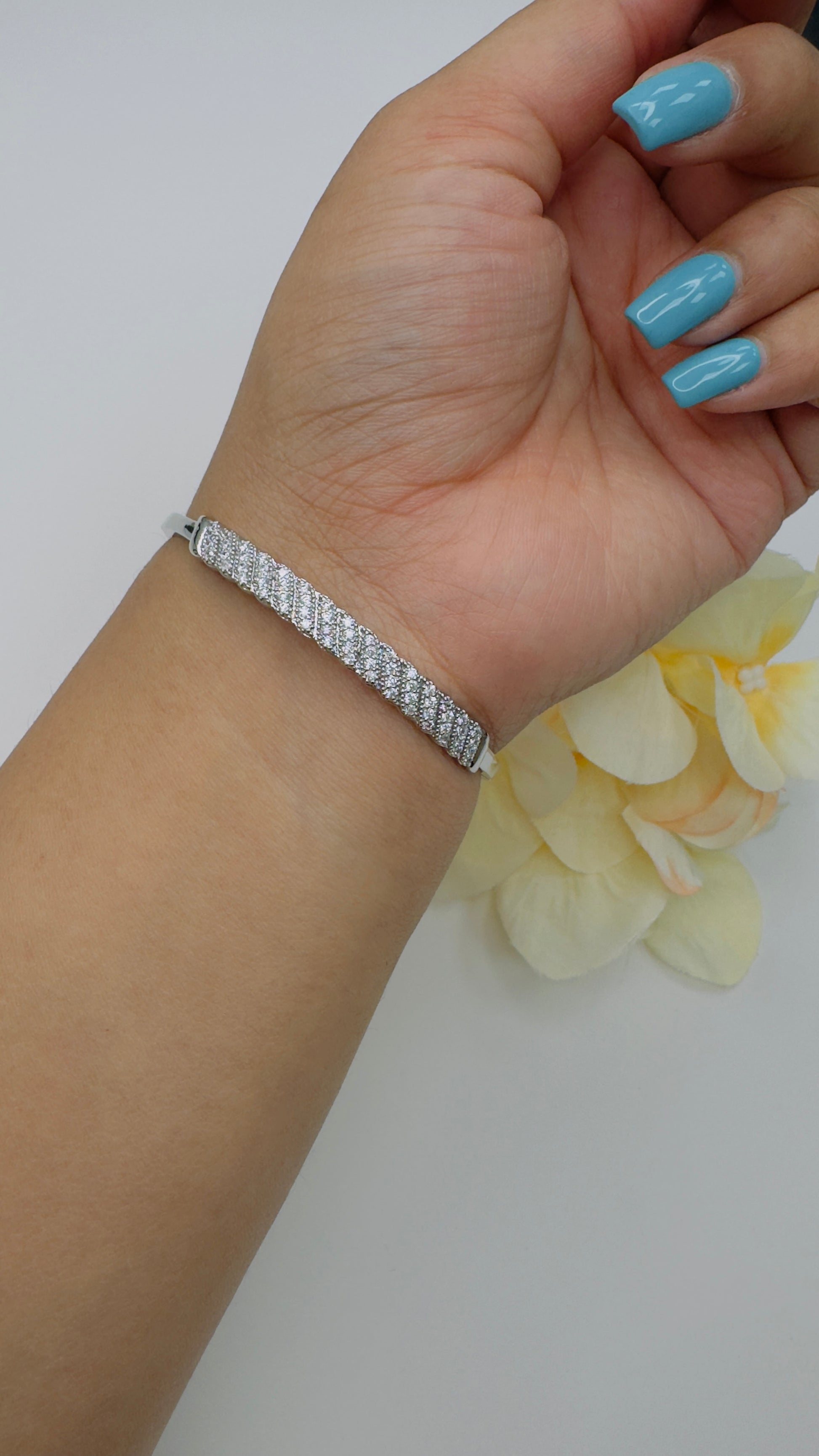 Premium AD Bracelet | Creative Jewels