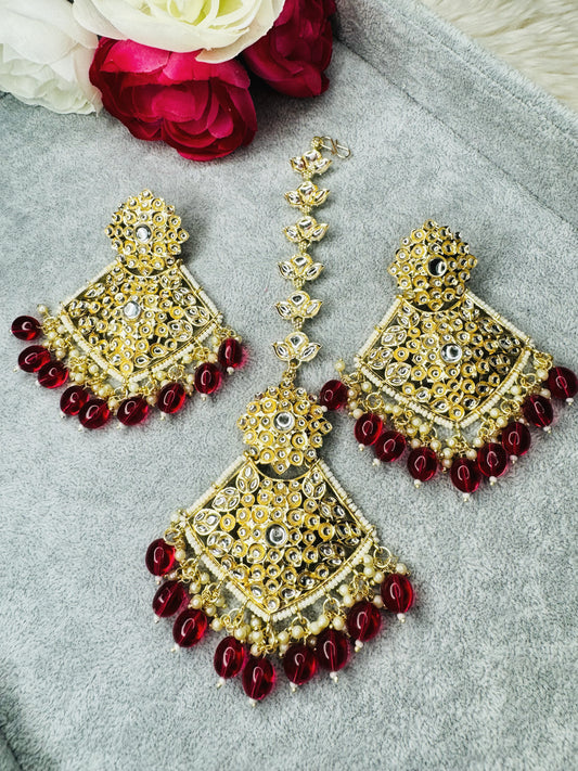 Kundan Earrings and Tikka Set