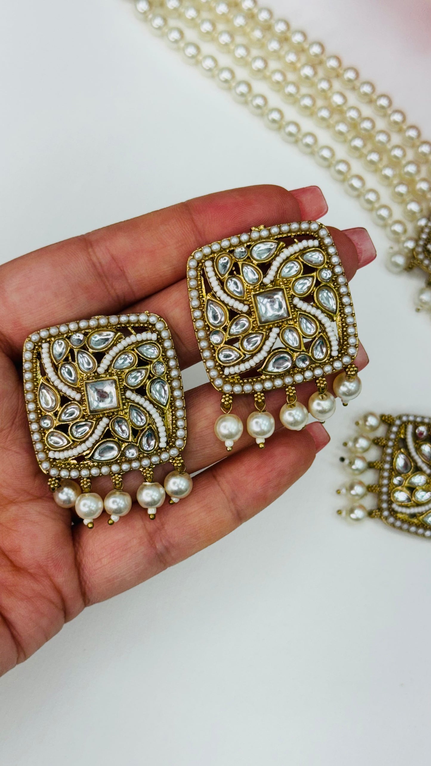 Kundan Choker Set