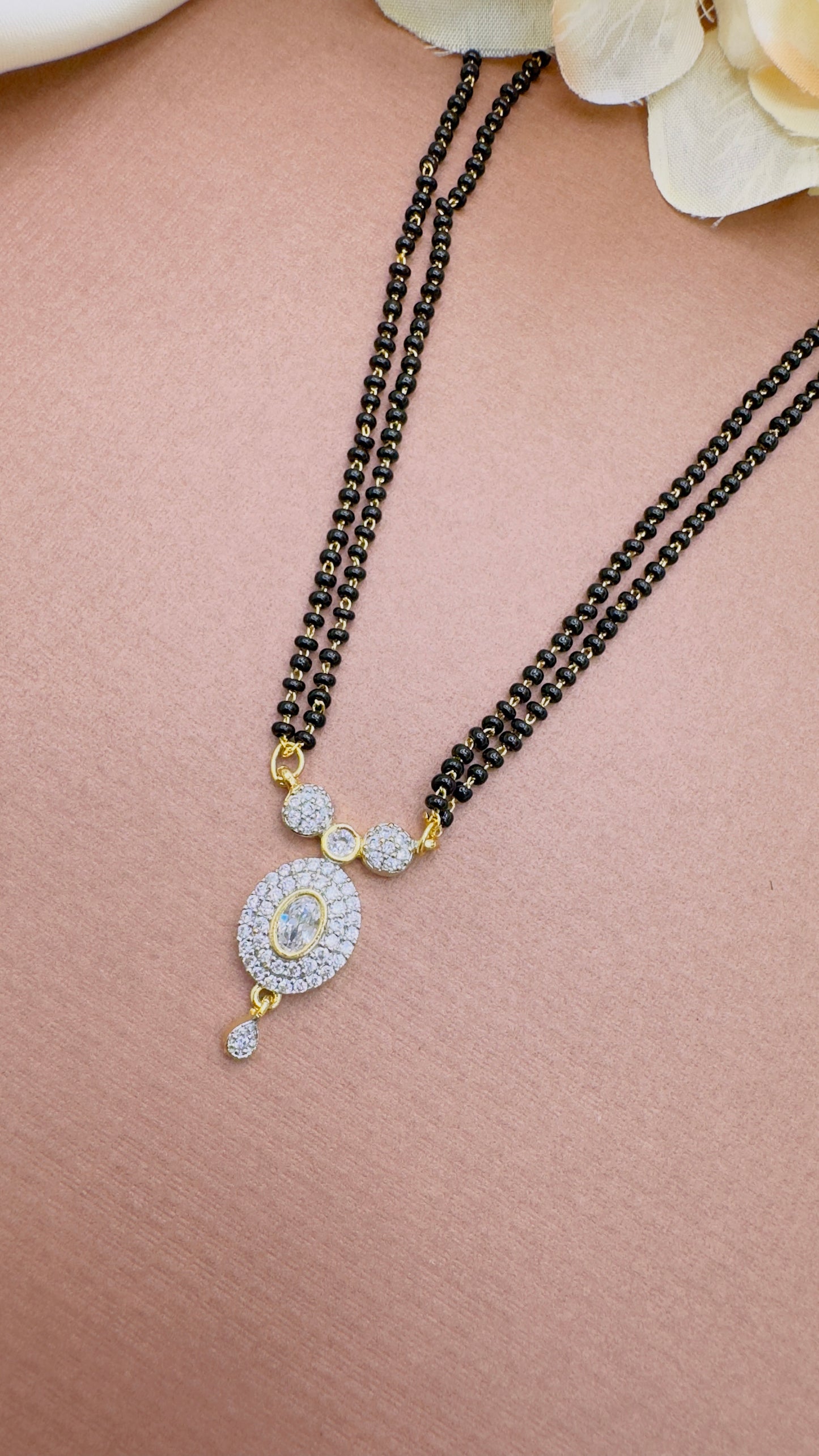 AD Mangalsutra – Gleaming Diamond Heritage