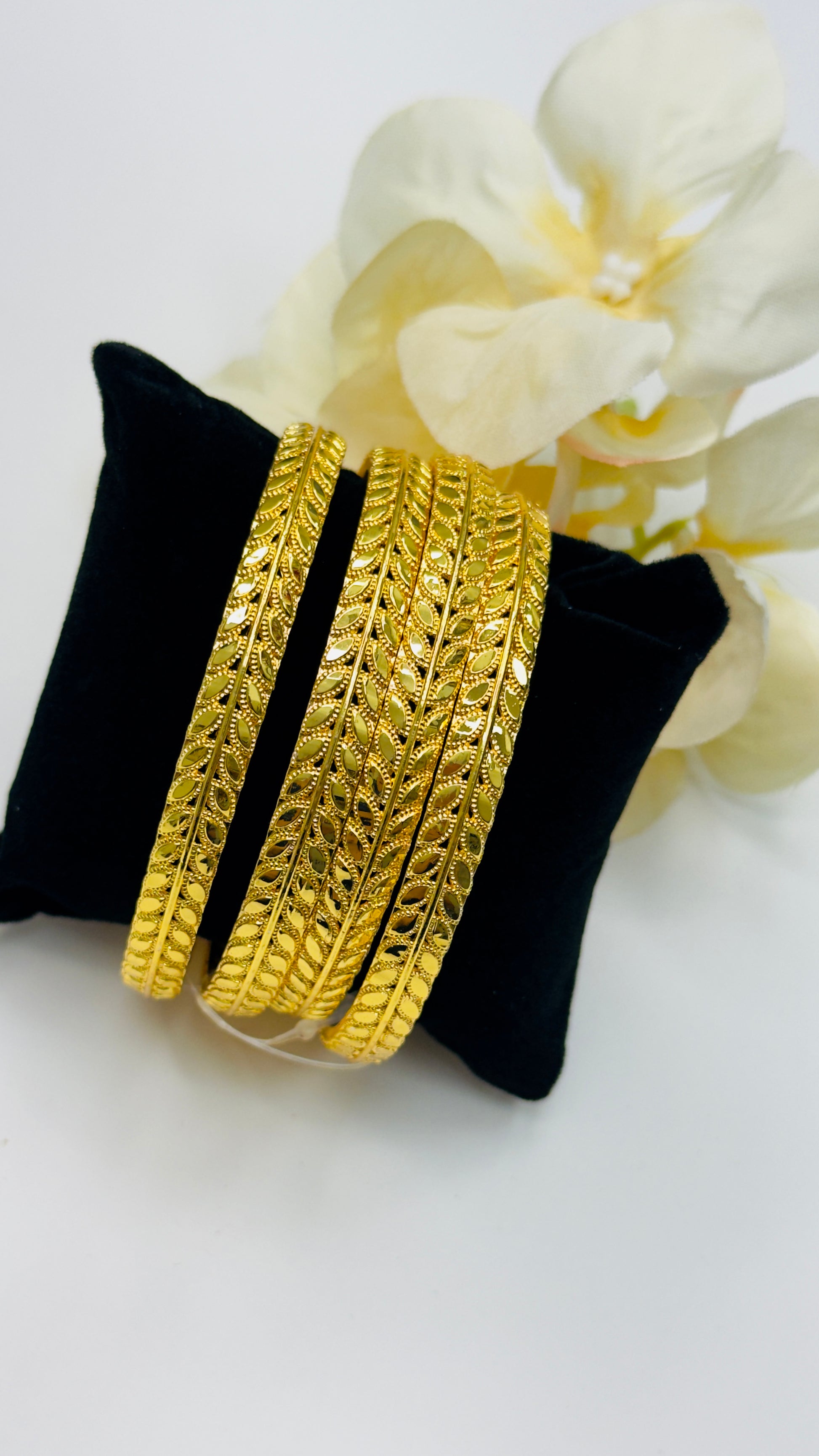 Micro Gold Bangles – Chic & Refined