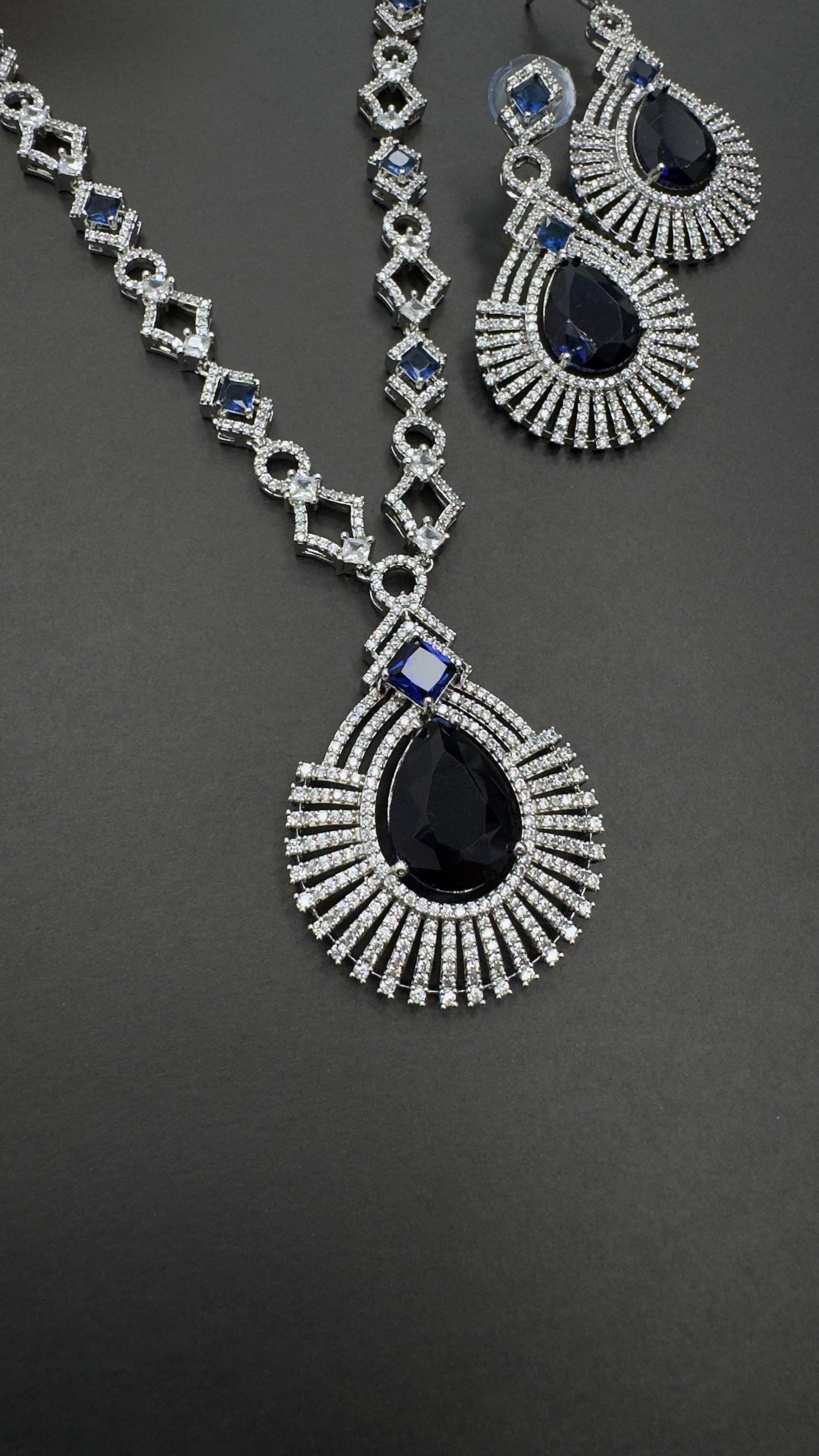 Luxe Aura: AD Necklace Set | Creative Jewels