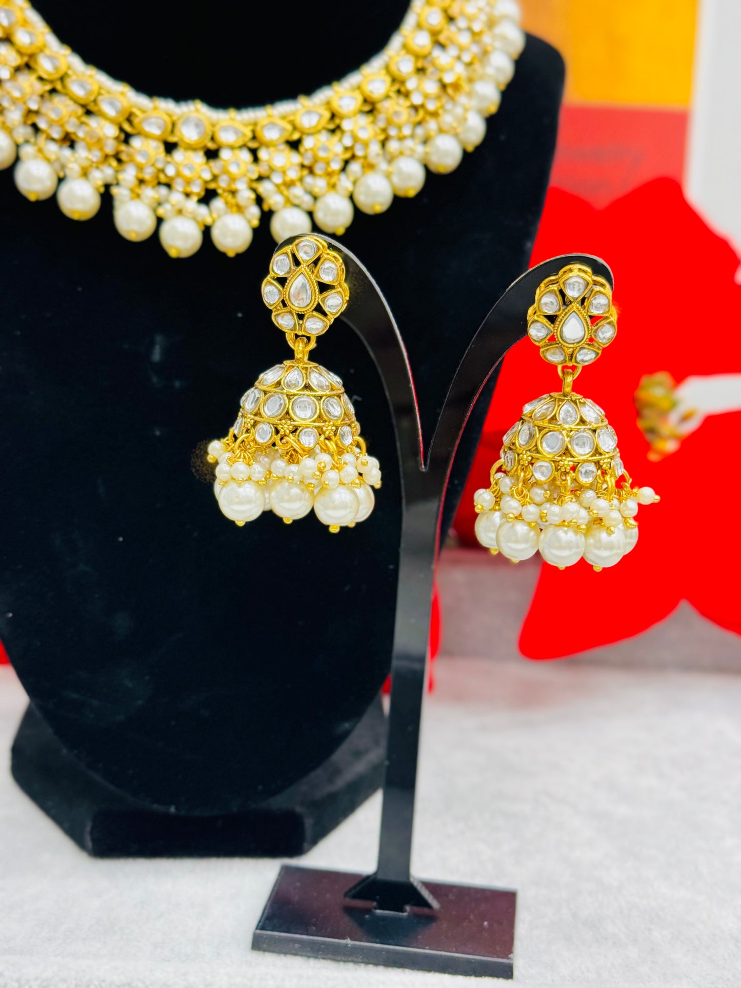 Stunning Kundan Sets Online