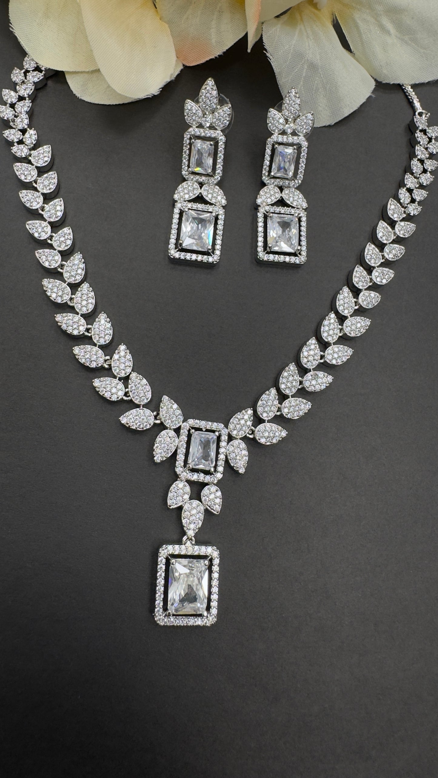 Luxe Aura: AD Necklace Set | Creative Jewels