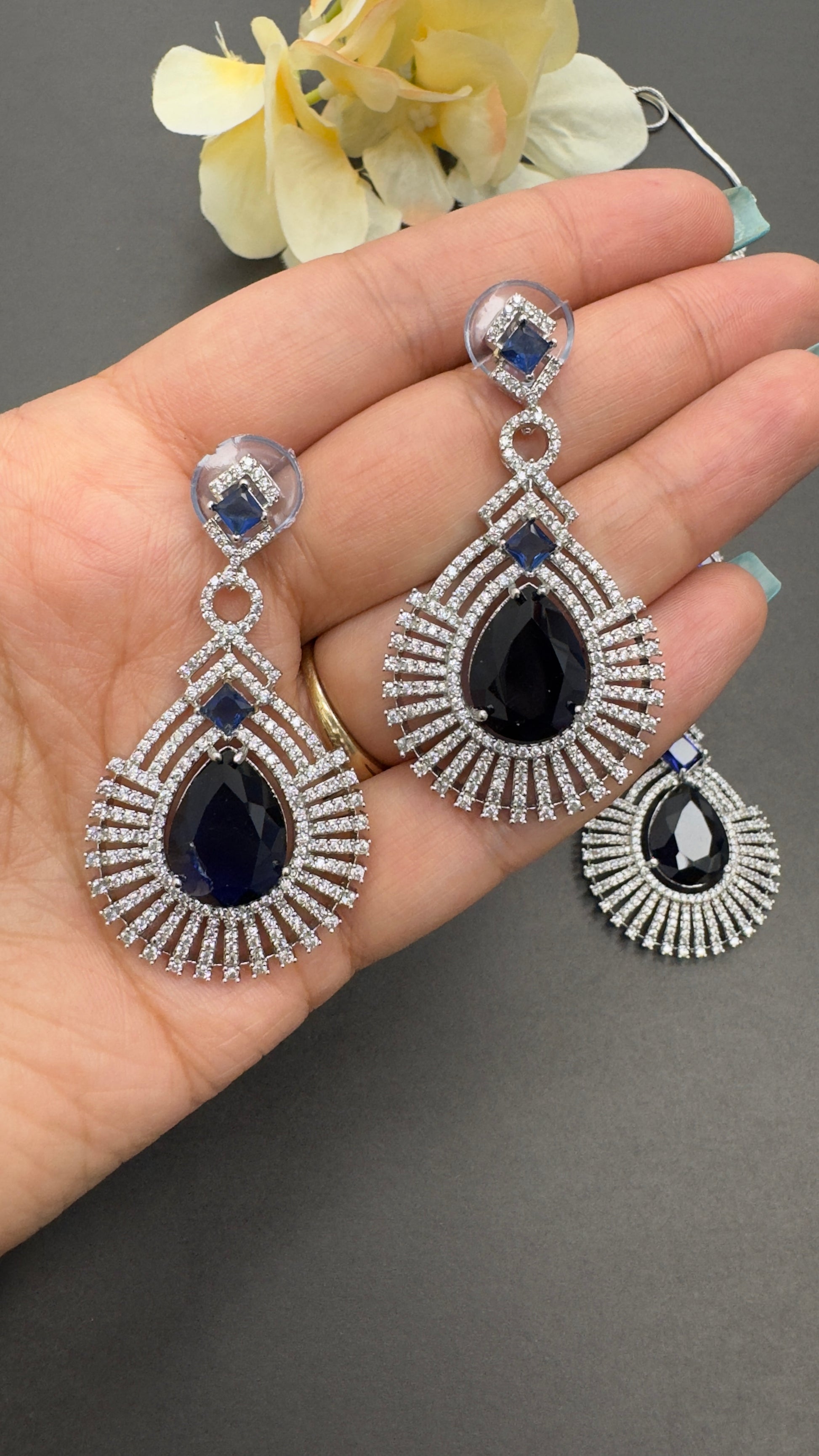 Luxe Aura: AD Necklace Set | Creative Jewels