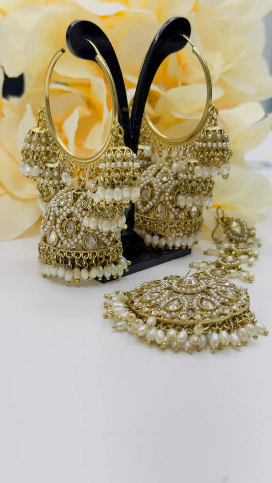 Jadau Earrings and Tikka Combo: Opulent Ornaments