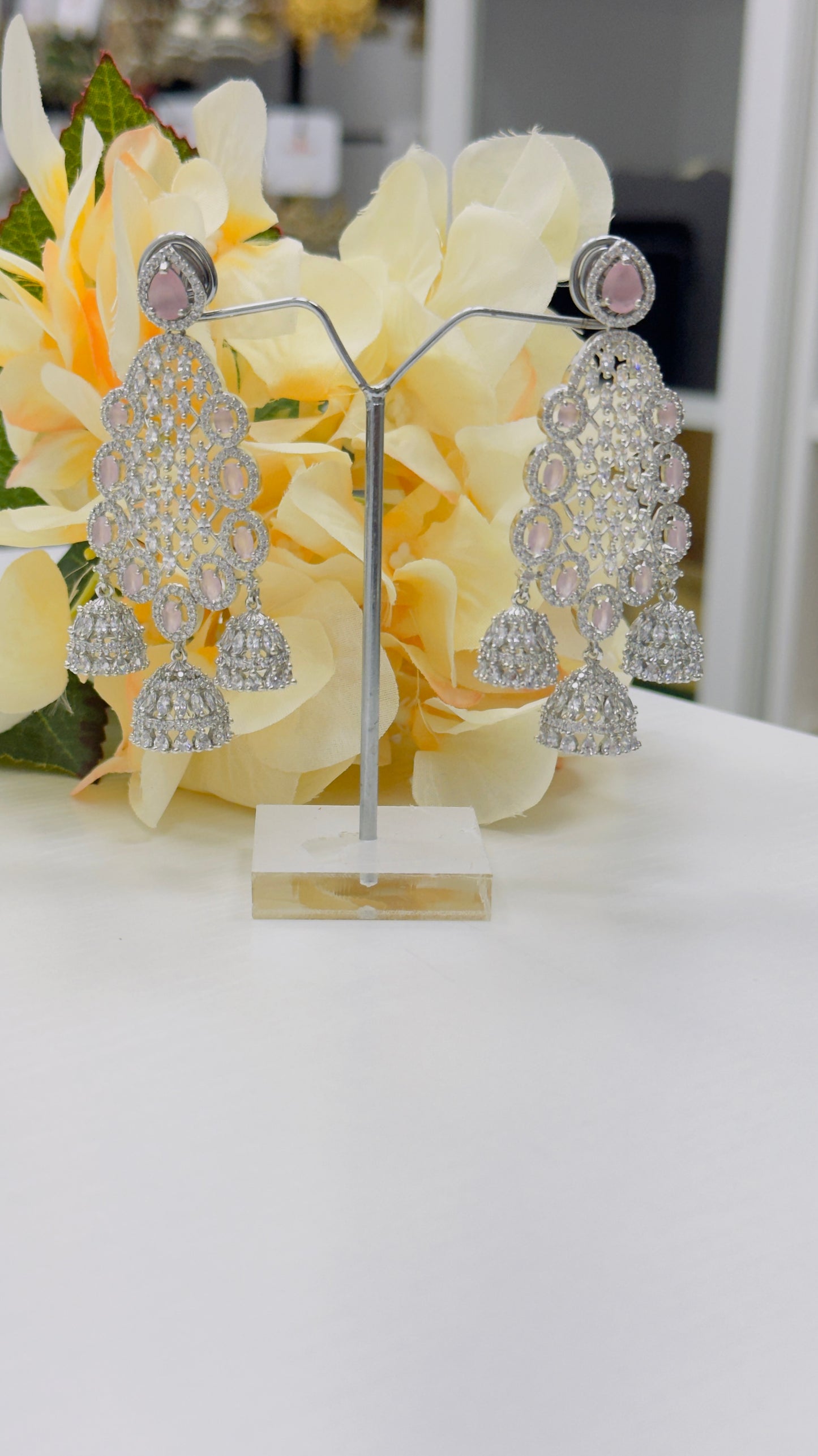 AD Earrings – Sparkling Diamond Delight