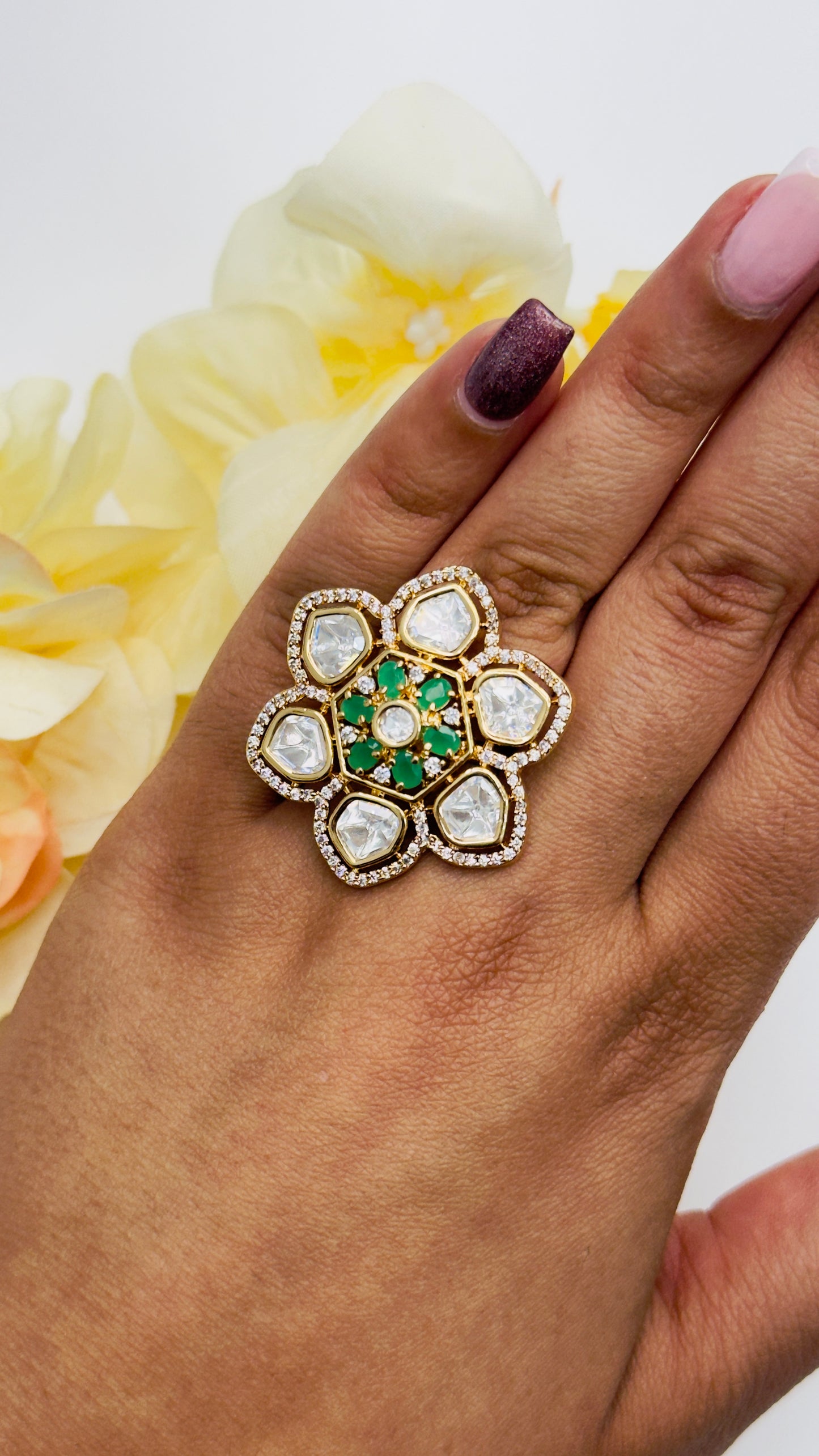 Tayani Kundan Ring