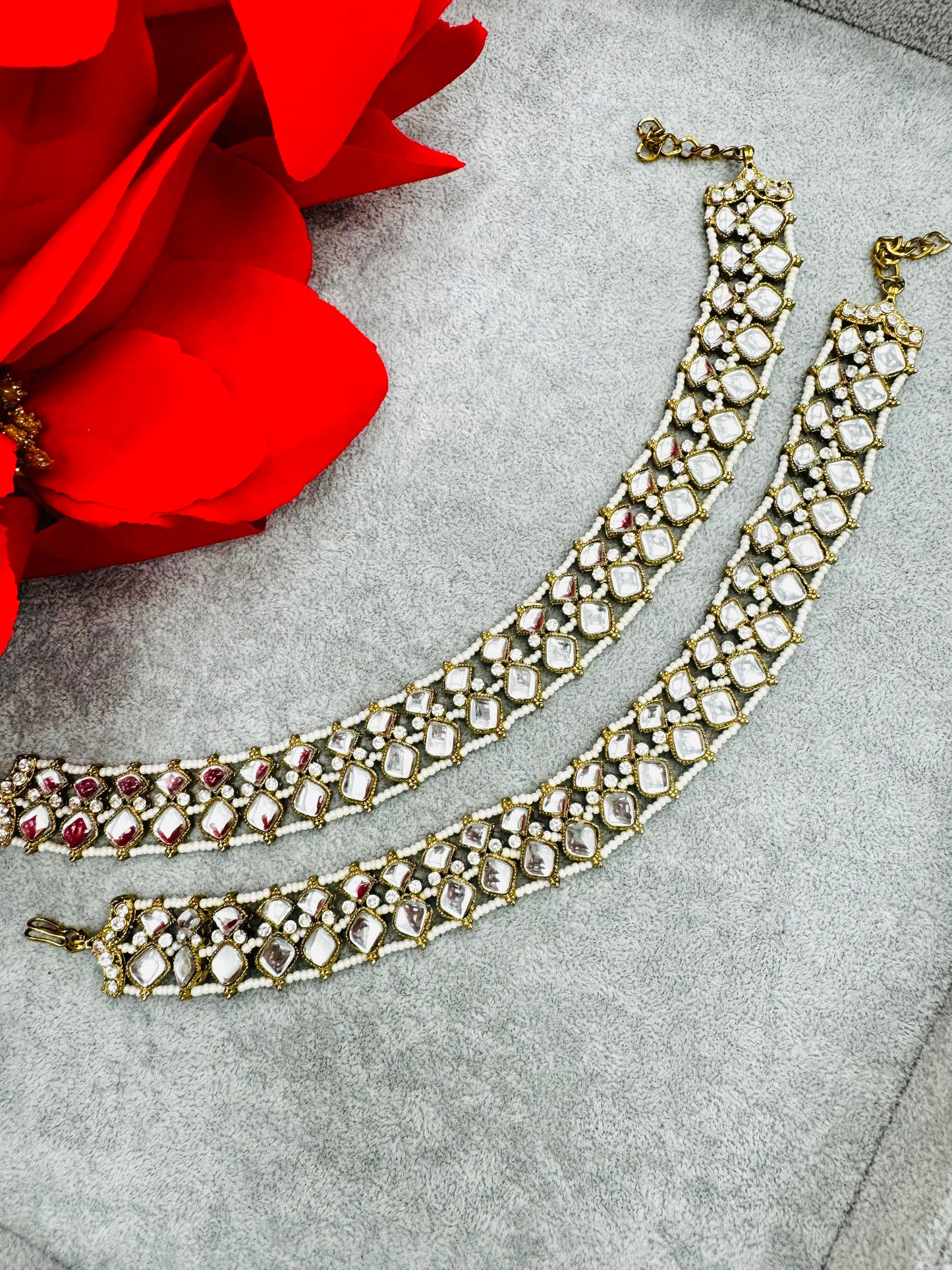 Elegant Kundan Anklets Online