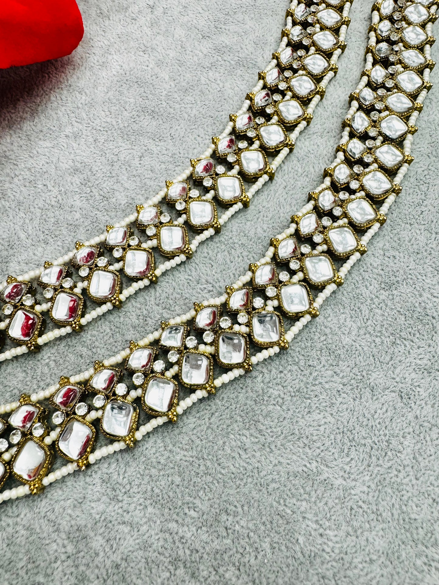 Elegant Kundan Anklets Online