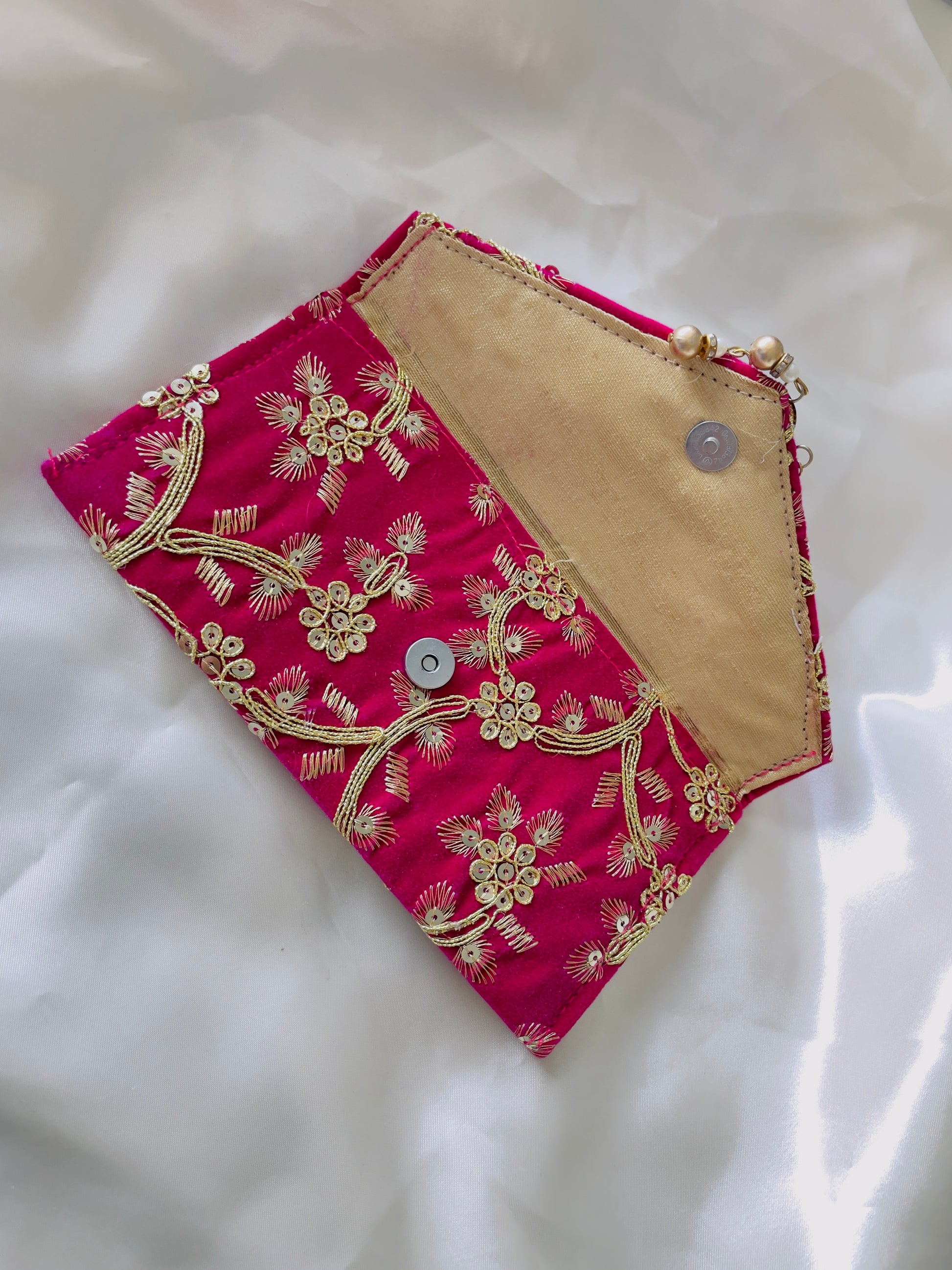 Embroidered Shagun Pouch Collection