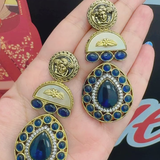 Creative Jewels Sabya Earrings Set Online - Exquisite earrings by Sabyasachi