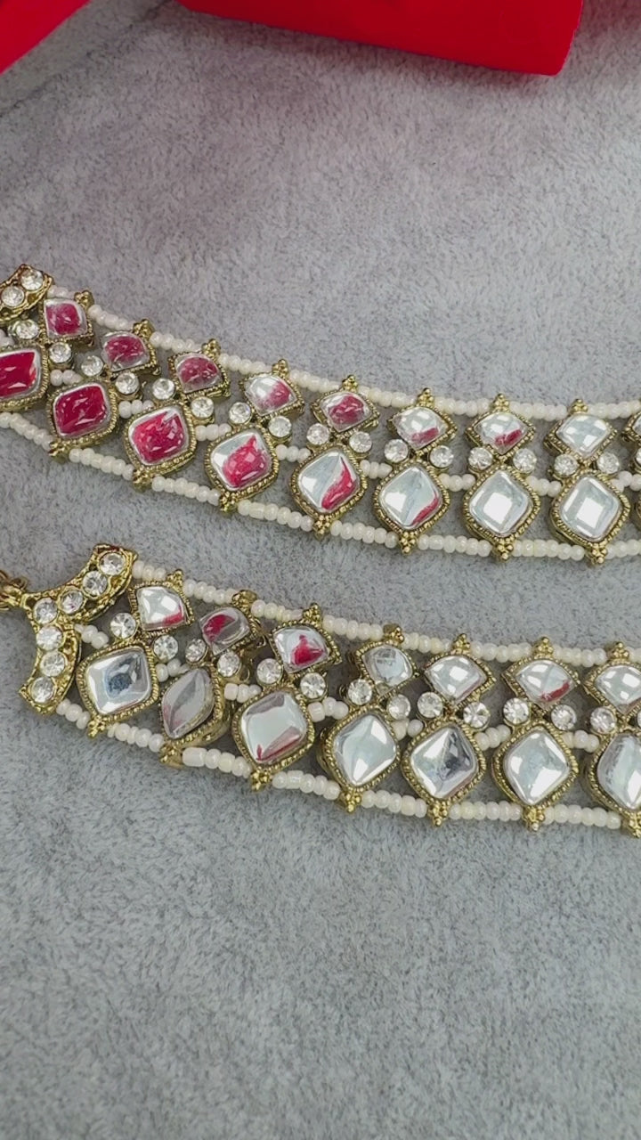 Elegant Kundan Anklets Online