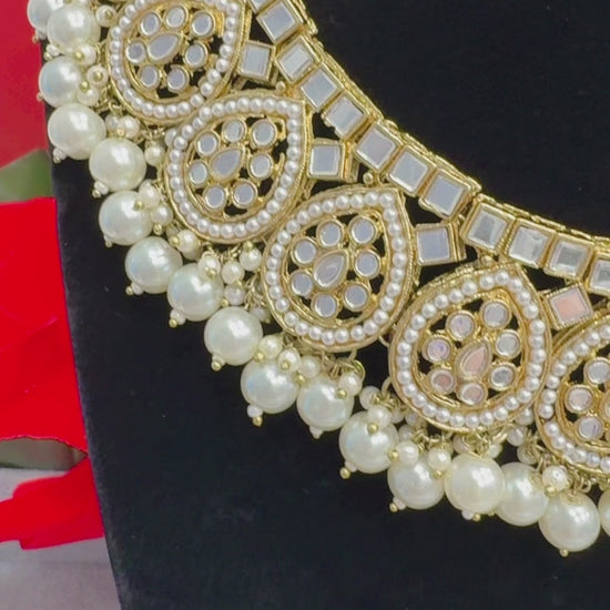 Exquisite Kundan Sets by Creative Jewels