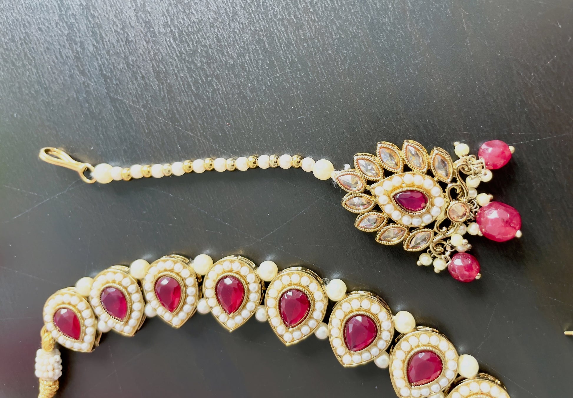 Capture Elegance with Monalisa Necklace Set from Creative Jewels