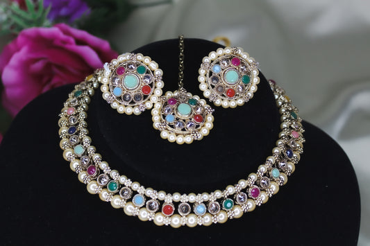 Choker Necklace with Studs - Creative Jewels