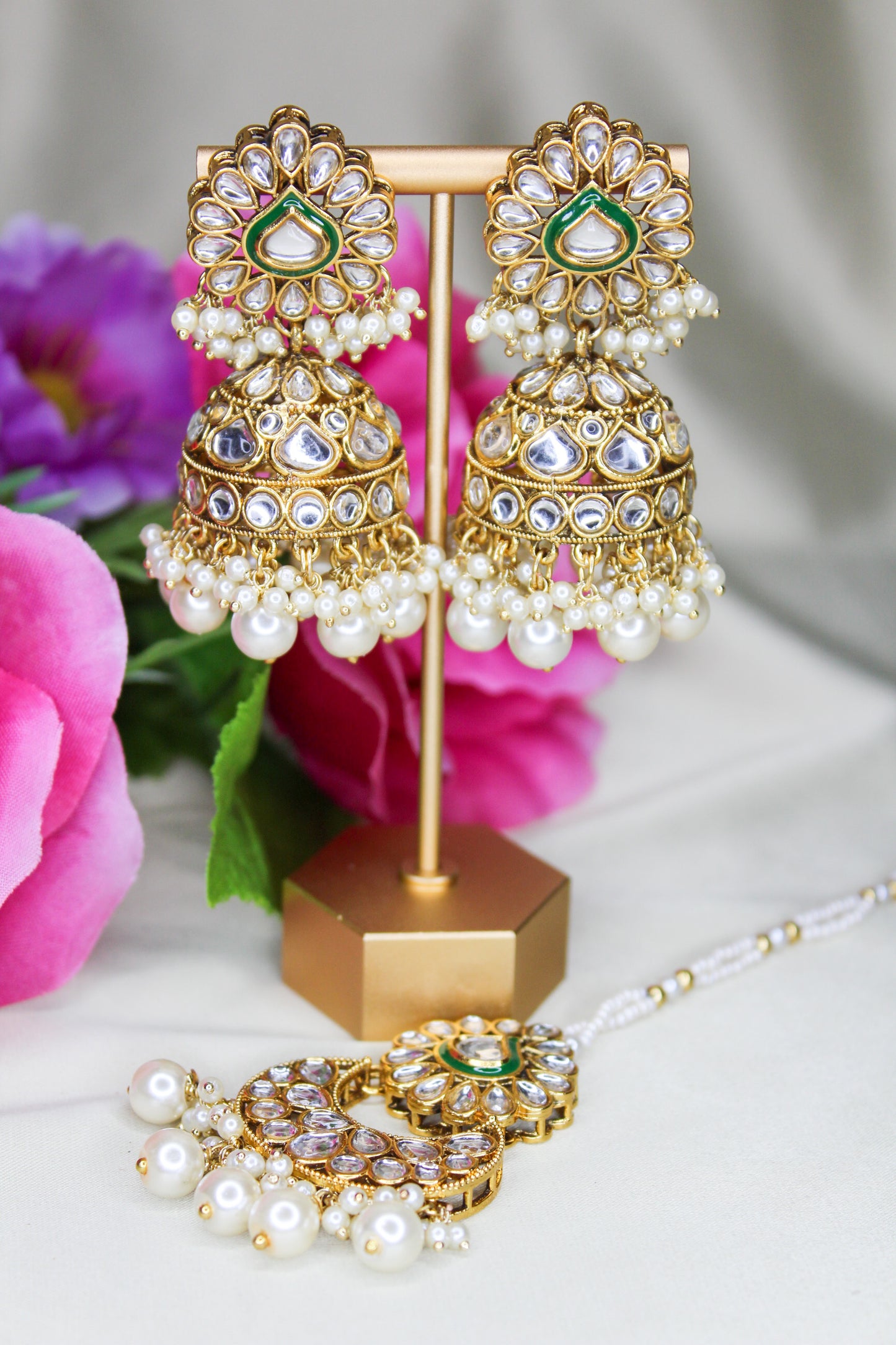 Jhumki Earrings and Tikka Set 