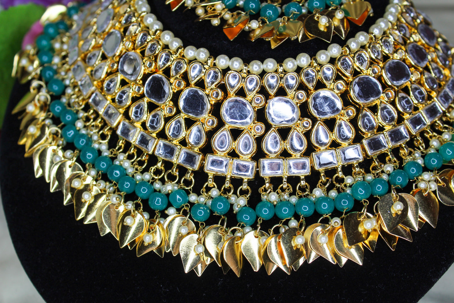 Kundan Necklace Sets with Passa 