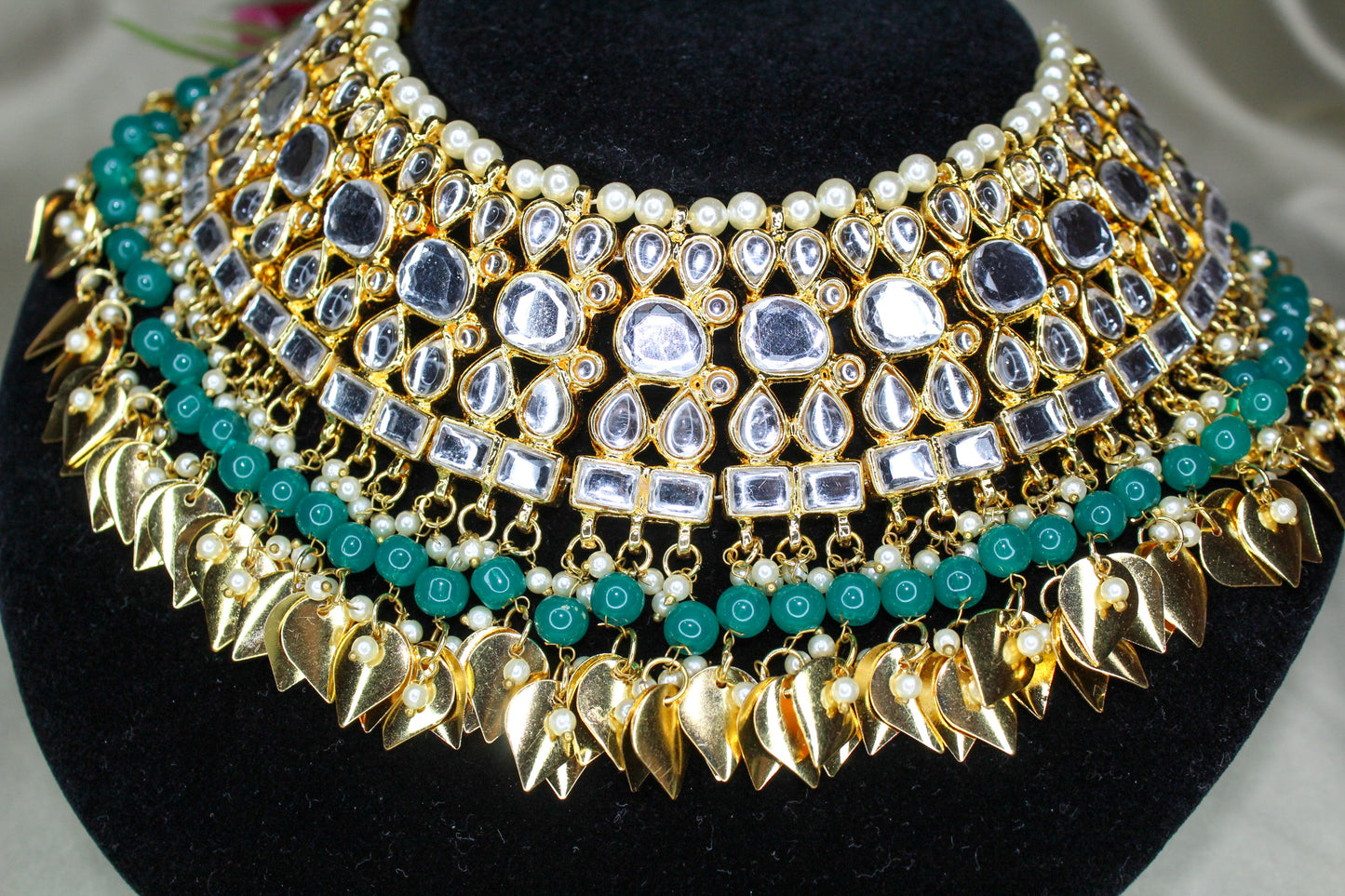 Kundan Necklace Sets with Passa 