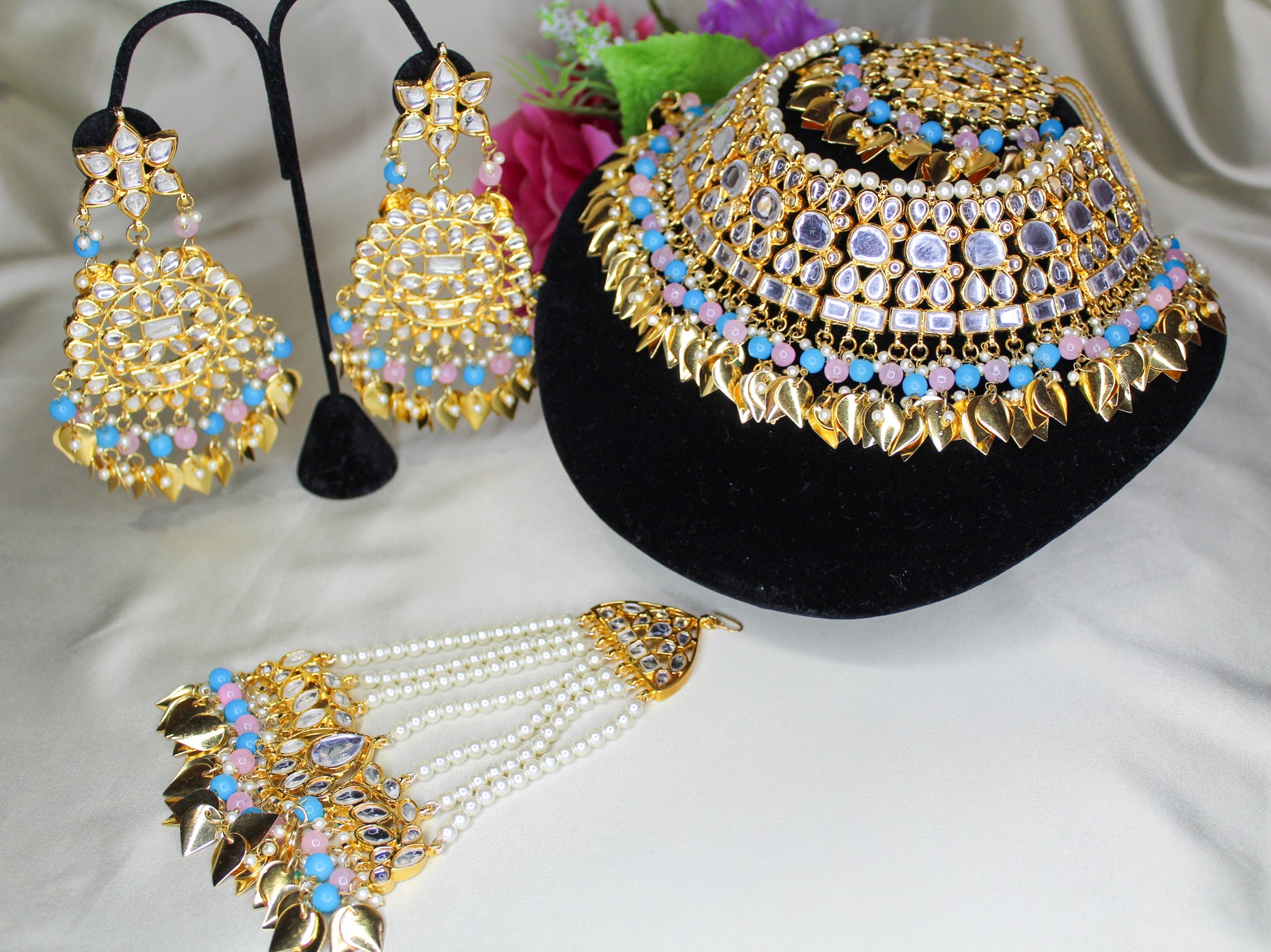 Kundan Necklace Sets with Passa 