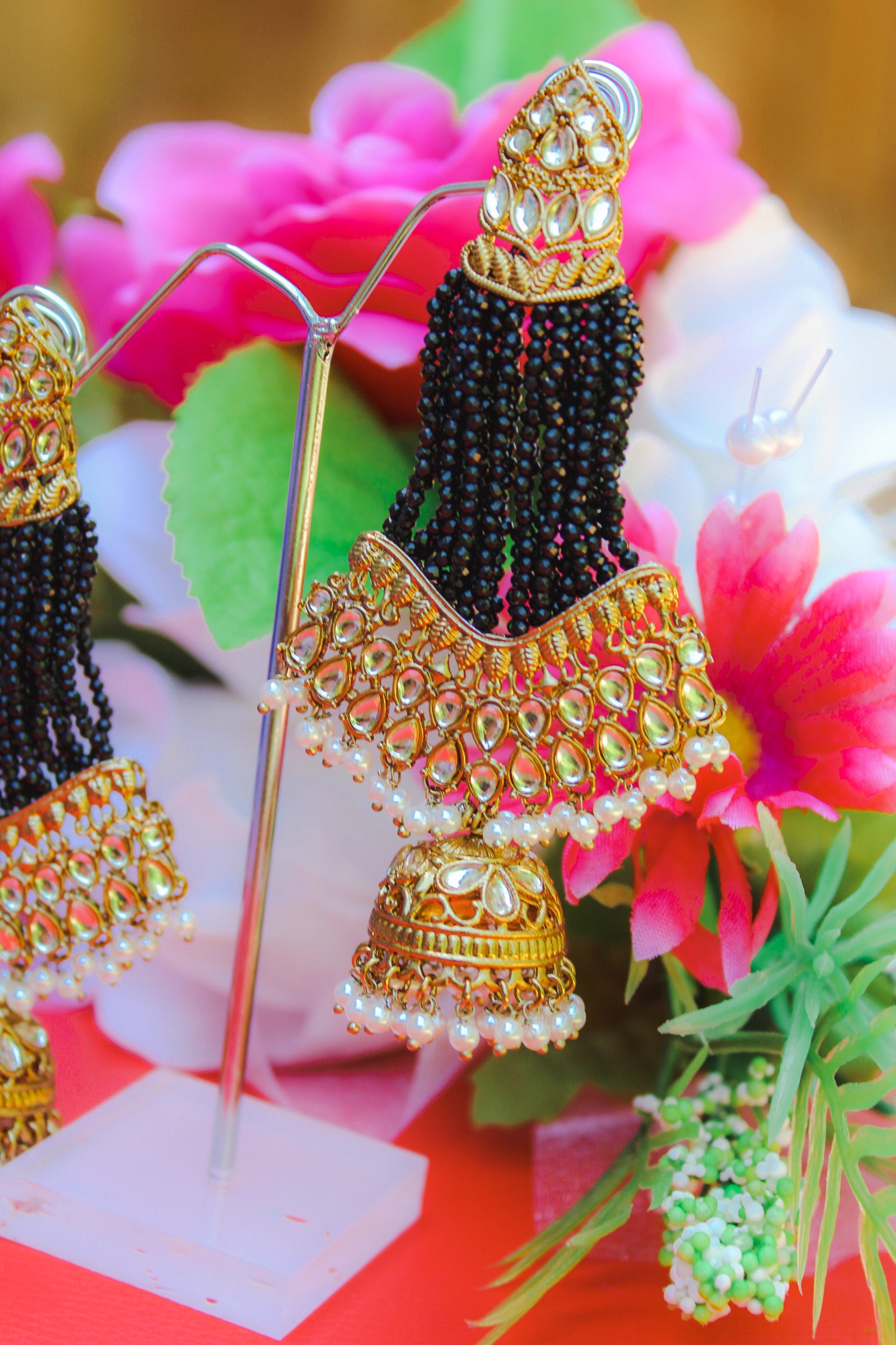 Exquisite Passa Earrings for a Graceful Look - Creative Jewels