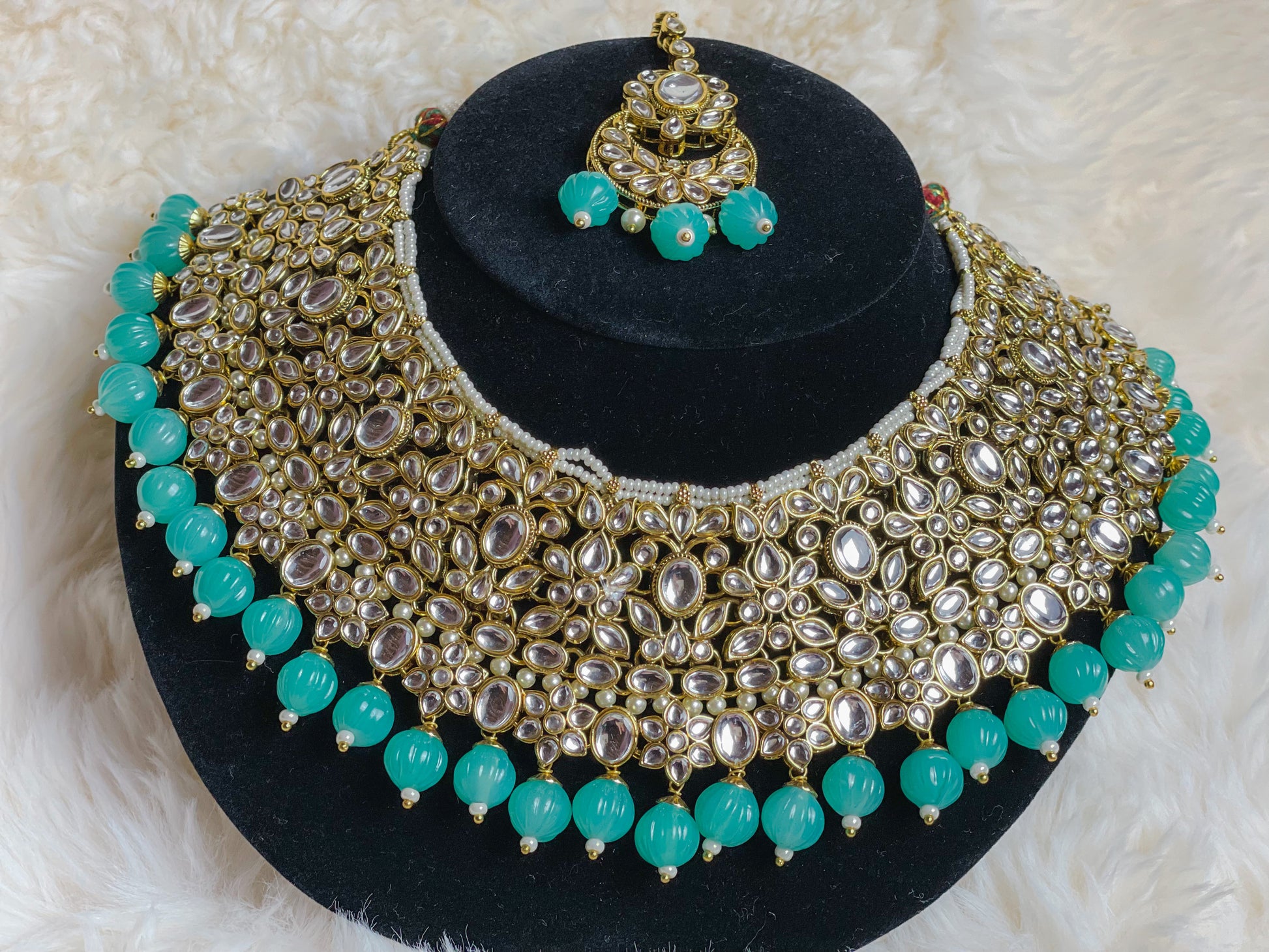 Exquisite Kundan Bridal Sets 