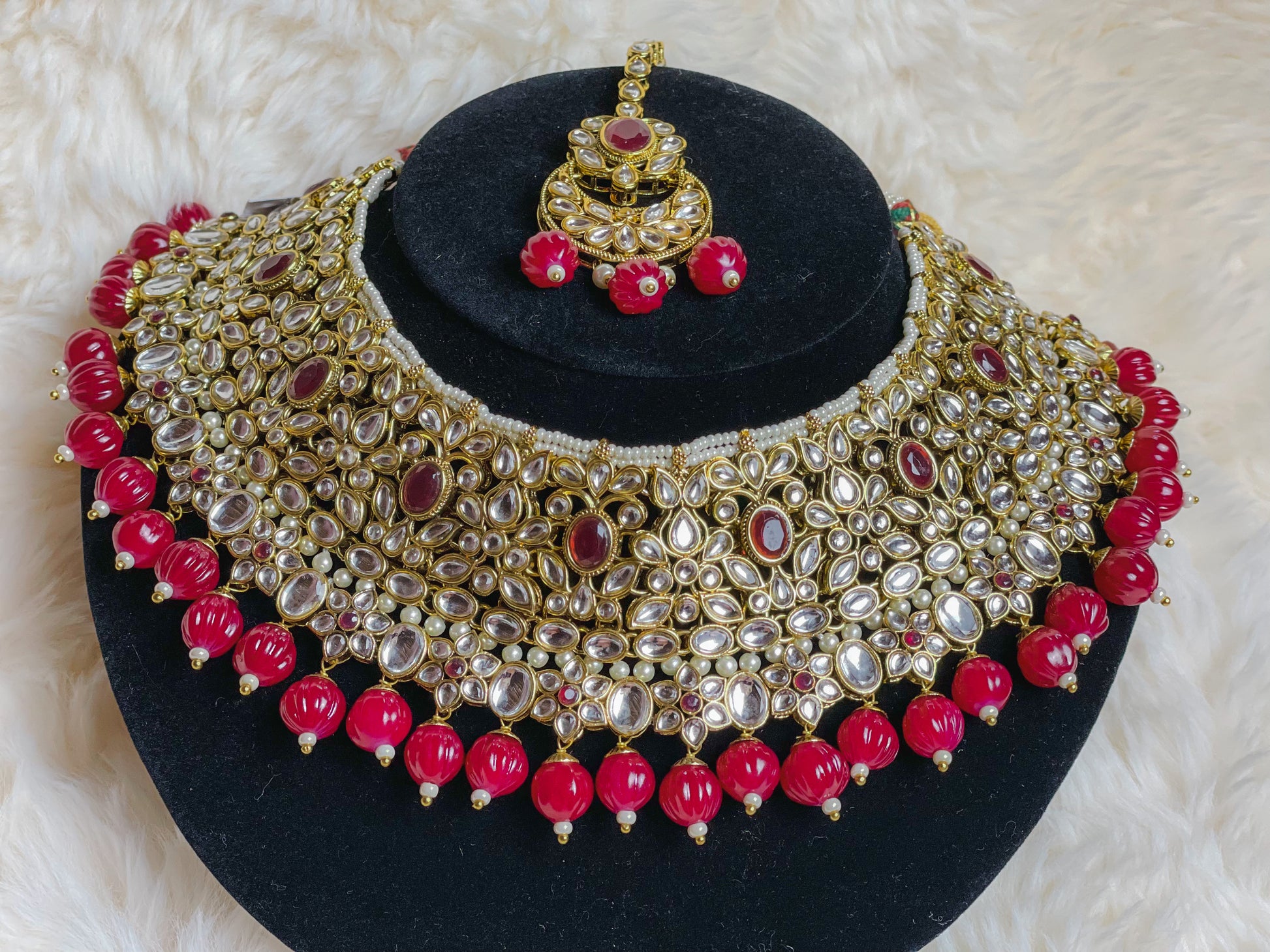 Exquisite Kundan Bridal Sets 