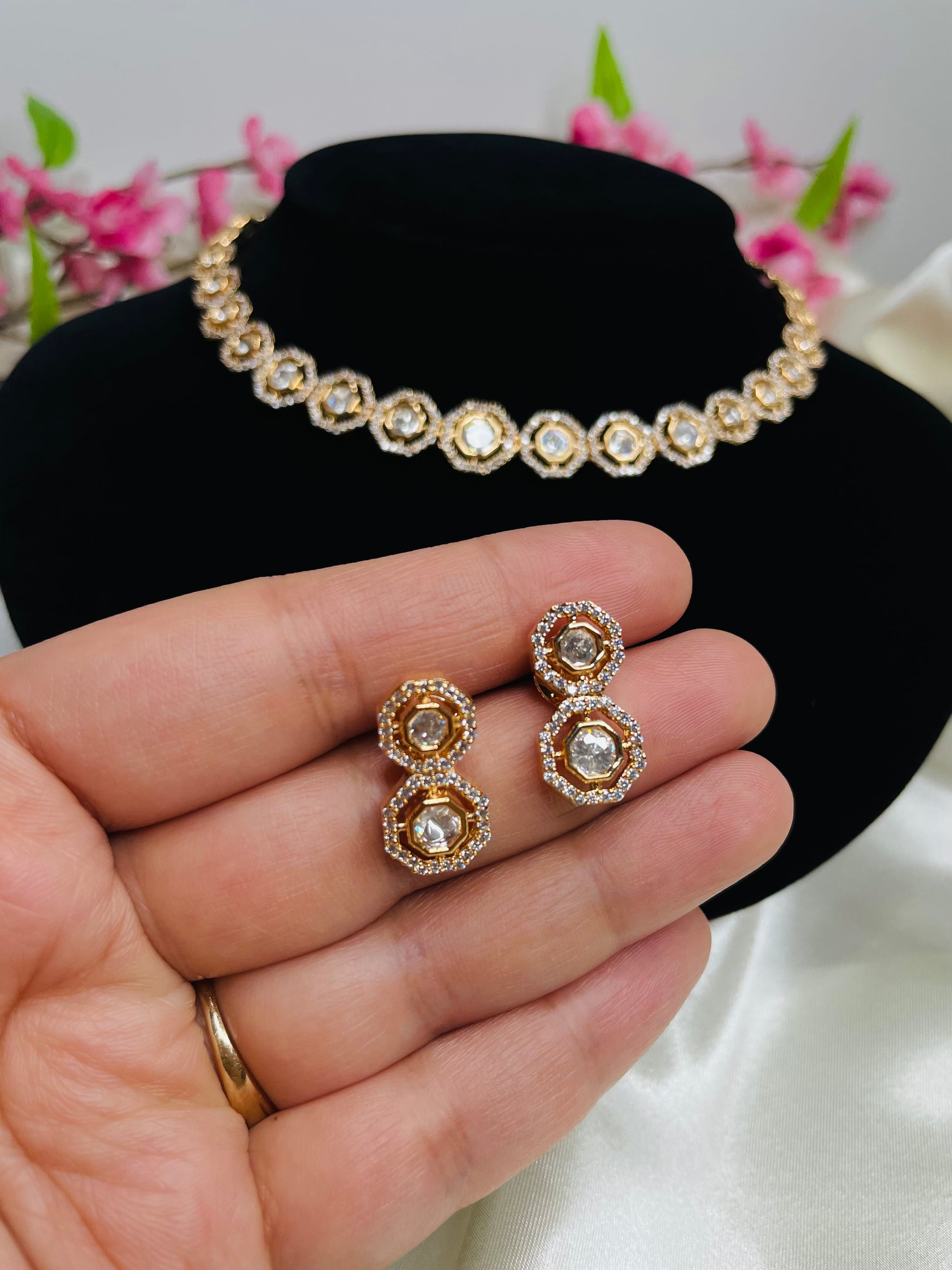 Tayani Sleek Kundan and AD Set | Creative Jewels